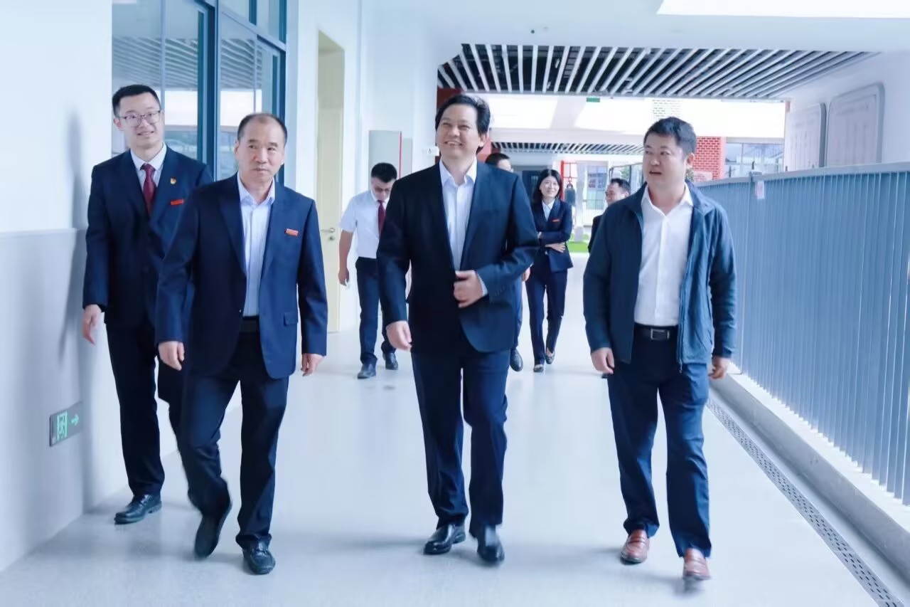 5d9586a6-a010-4891-9683-59767d05d9df